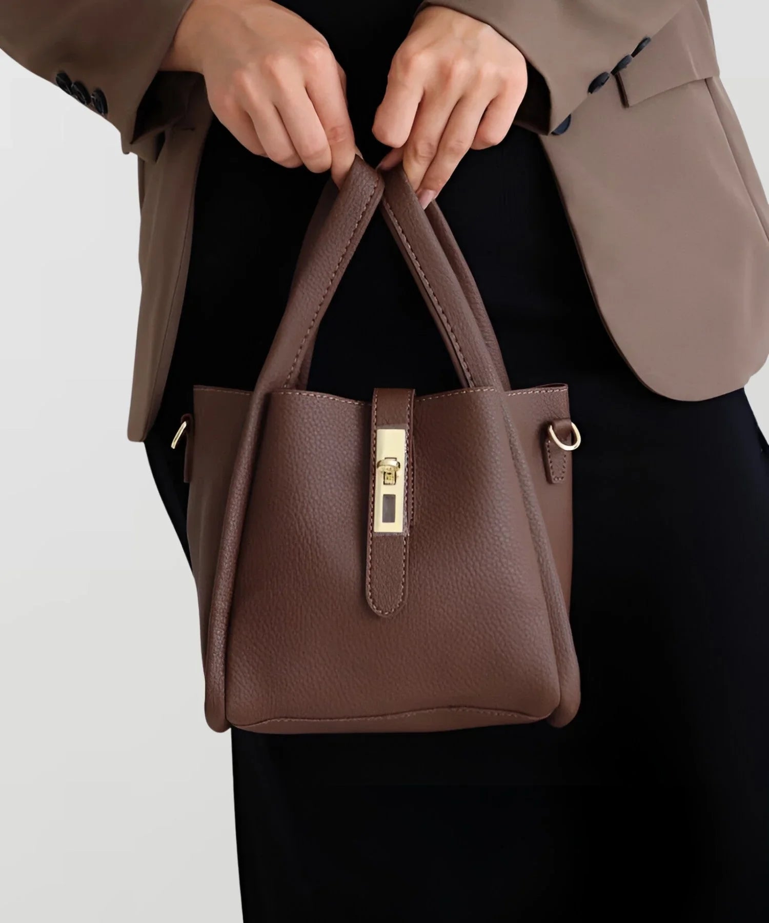 ELODIE | La Borsa Secchiello Chic e Versatile