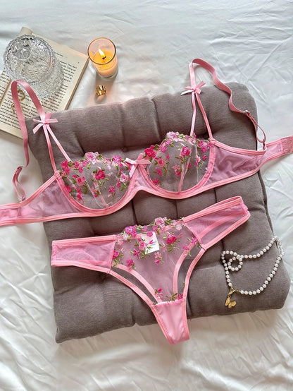LOLA | Il Set Lingerie che Esalta la Tua Femminilità