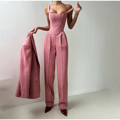 Sarah - Stile e Potere in Unico Outfit
