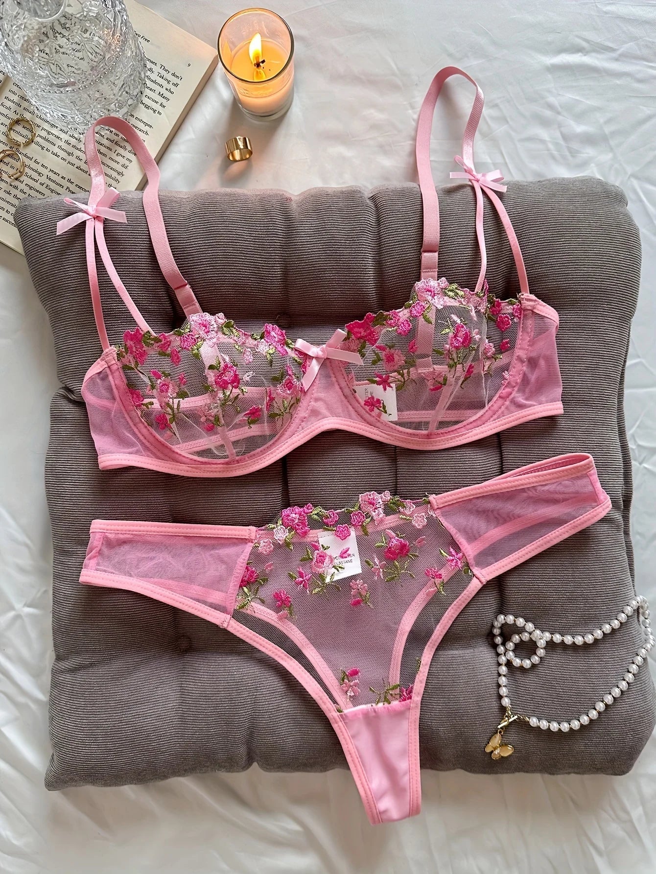 LOLA | Il Set Lingerie che Esalta la Tua Femminilità