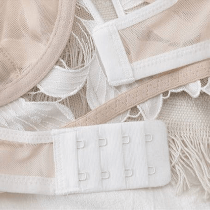 AMALIA | L’Abito Perfetto tra Eleganza e Sensualità Floreale