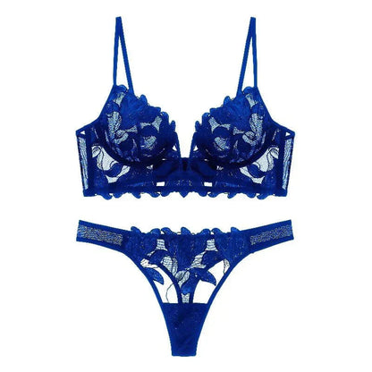 AMALIA | L’Abito Perfetto tra Eleganza e Sensualità Floreale