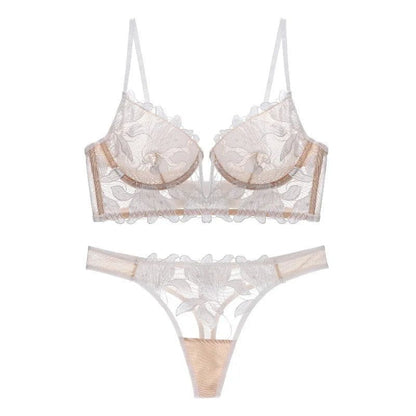 AMALIA | L’Abito Perfetto tra Eleganza e Sensualità Floreale